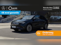 Mercedes-Benz EQA - 250 AMG Line 67 kWh | Night | Panoramadak | 20" lichtmetalen velgen | Trekhaak | Distronic