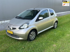 Toyota Aygo - 1.0-12V