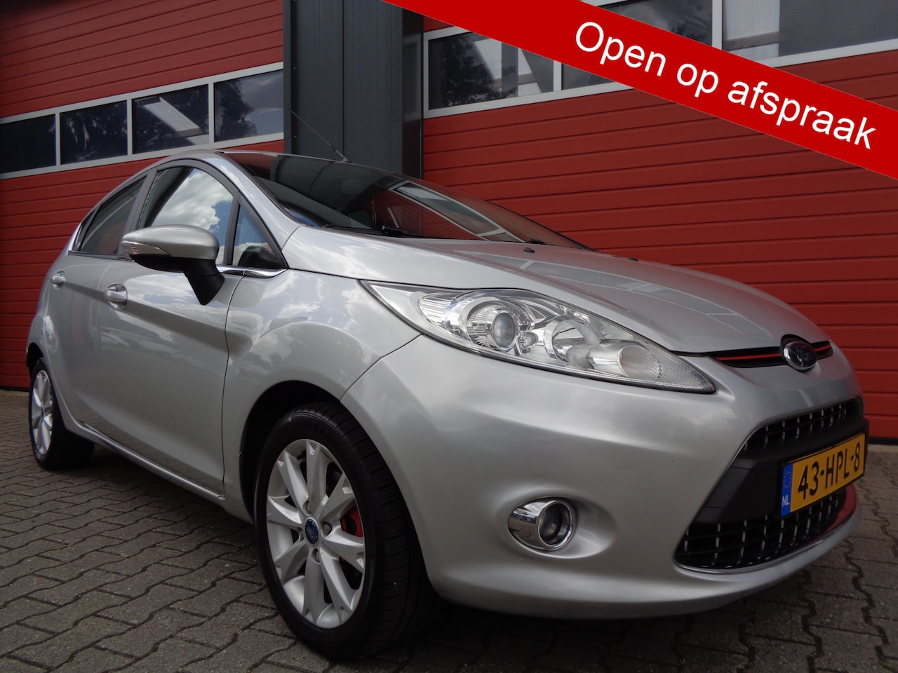 Ford Fiesta - 1.4 Ghia Automaat Clima Cruise LMV 5DRS NL-Auto - AutoWereld.nl