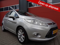 Ford Fiesta - 1.4 Ghia Automaat Clima Cruise LMV 5DRS NL-Auto