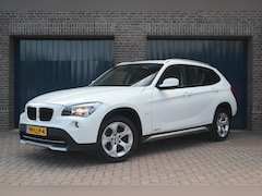 BMW X1 - sDrive18i Executive | Navigatie | Trekhaak | Parkeersensoren | Cruise