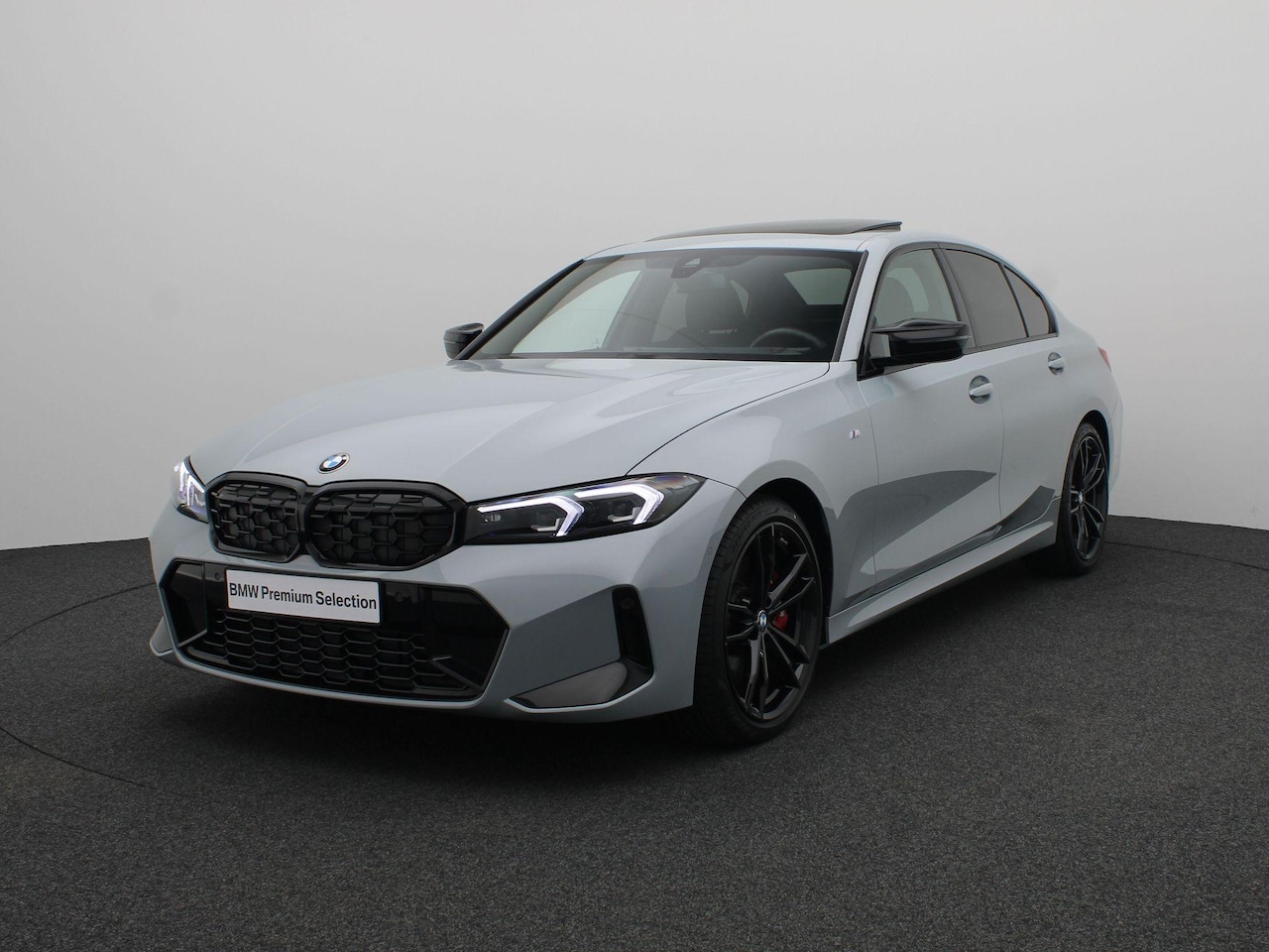 BMW 3-serie - Sedan M340i xDrive Schuifdak | Elektrisch Verstelbare Stoelen | Driving Assistant | DAB | - AutoWereld.nl