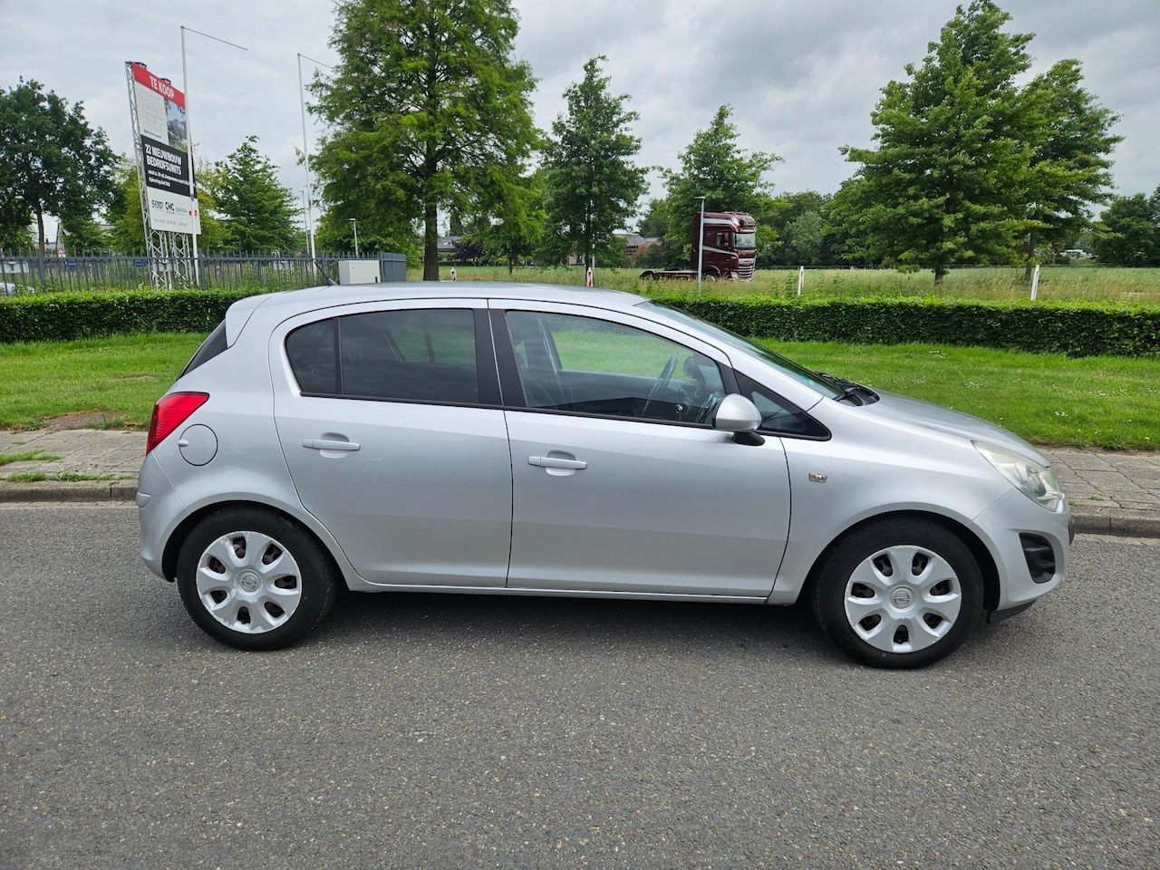 Opel Corsa - 1.3 CDTi EcoFlex S/S Edition airco - AutoWereld.nl