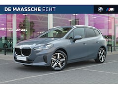 BMW 2-serie Active Tourer - 223i Automaat / Panoramadak / Trekhaak / Achteruitrijcamera / Sportstoelen / Comfort Acces