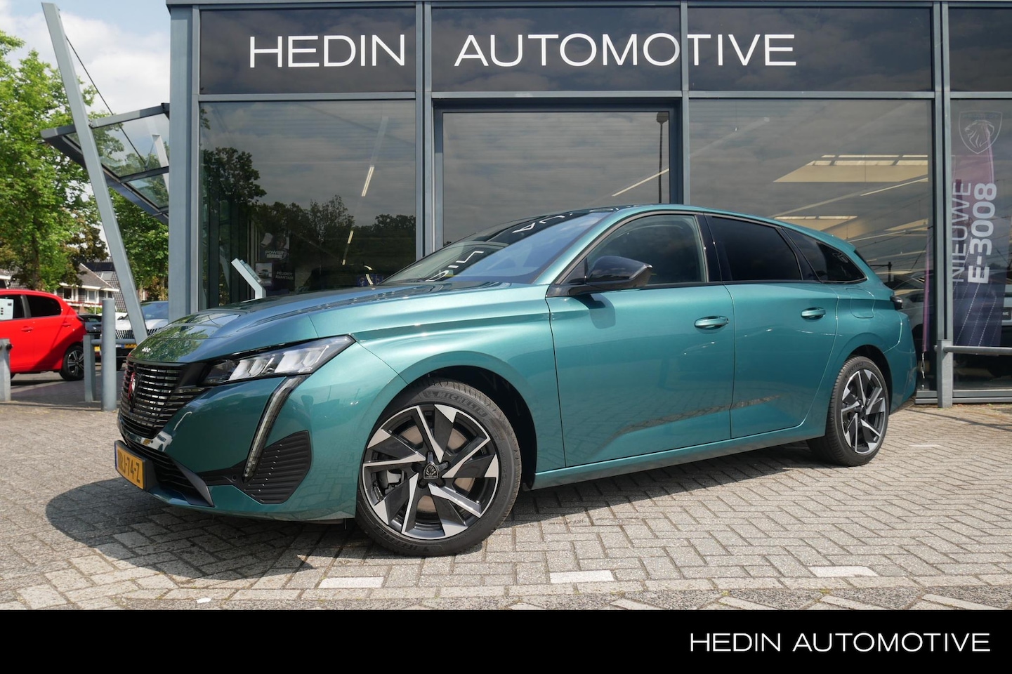 Peugeot 308 SW - 1.6 Plug-in Hybrid 180 Allure Avantage | Plug in hybrid | Camera voor + Achter | Comfort s - AutoWereld.nl