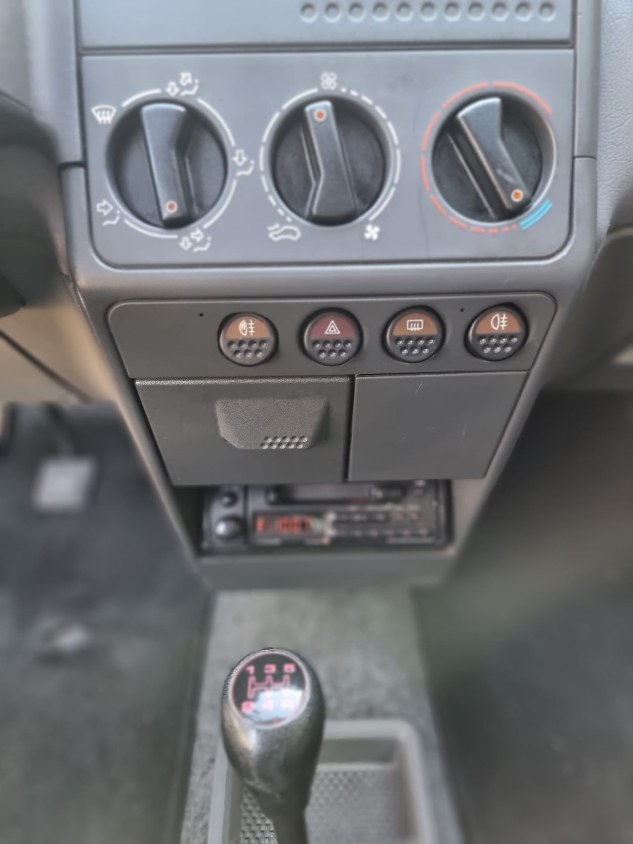 Peugeot 205 - 1.1 XE Rallye
