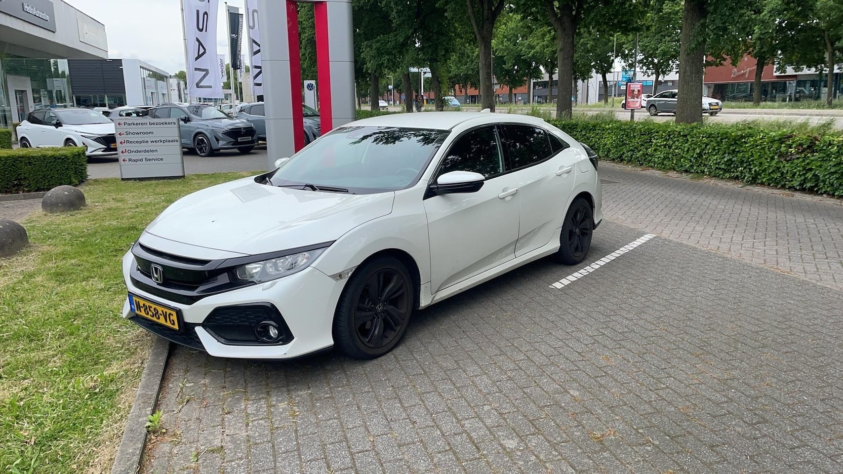 Honda Civic - 1.0 i-VTEC Elegance | Apple carplay/Android auto| Cruise control adaptief | Navigatie | St - AutoWereld.nl