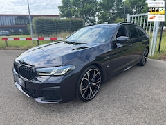 BMW 5-serie Touring - 530e High EXE M-Sport Laser 20inch Comfortseats 4wiel-besturing