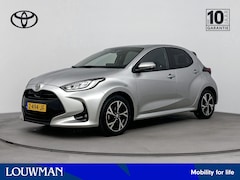 Toyota Yaris - 1.5 VVT-i First Edition | LM velgen | Apple Carplay/Android Auto | Verkeersbord detectie |
