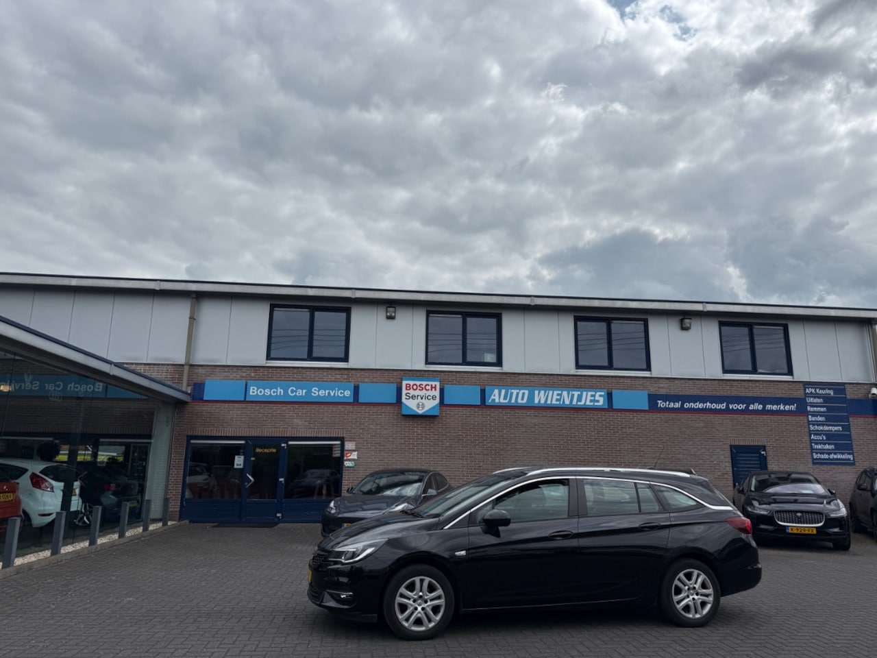Opel Astra Sports Tourer - 1.2 81kw | Launch Edition | Airco | Navi | Cruise - AutoWereld.nl