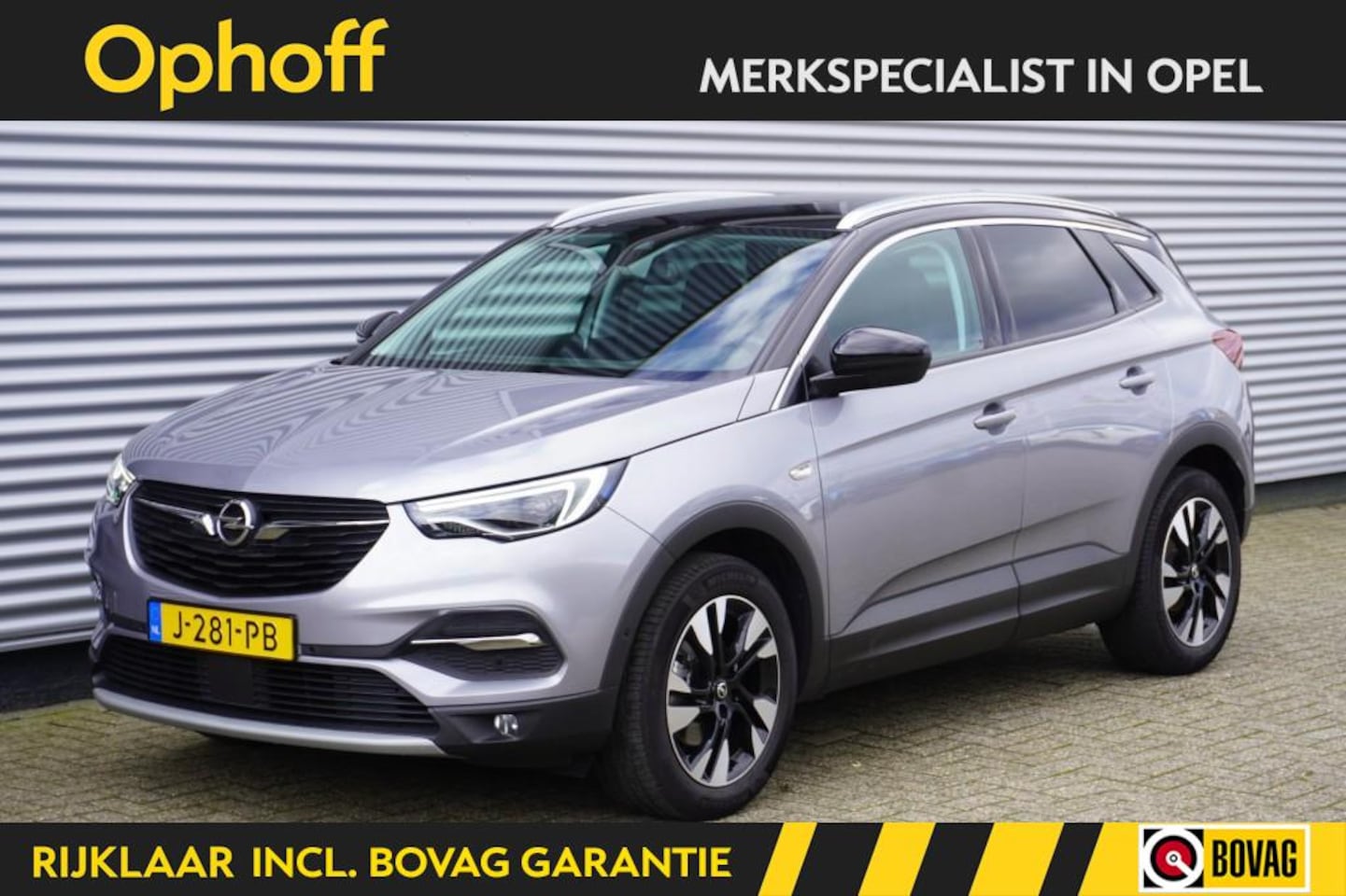 Opel Grandland X - 1.2 Turbo Ultimate Automaat / Camera / Leer / LED / Zwart dak - AutoWereld.nl