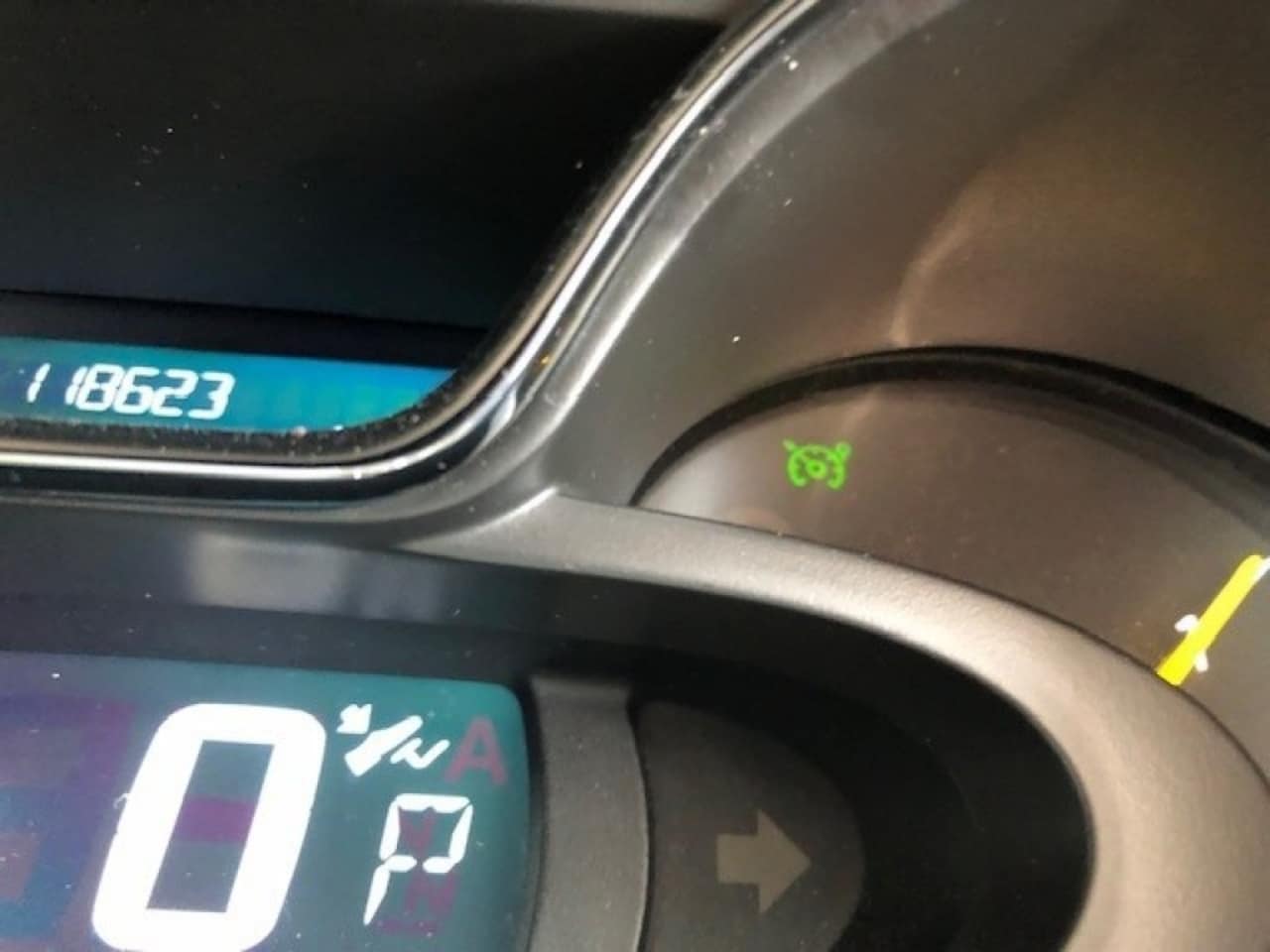 Renault Captur - 1.2 TCE DYNAMIQUE LEKKE KLEP!!!! SLECHTS 118623 KM!!!! - AutoWereld.nl