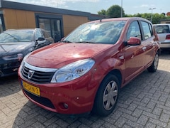 Dacia Sandero - 1.4 LAUREATE Airco bij 162dkm DISTRIBUTIERIEM VERVANGEN + SET WINTERBANDEN