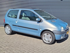Renault Twingo - 1.2-16V Privilège Quickshift Automaat