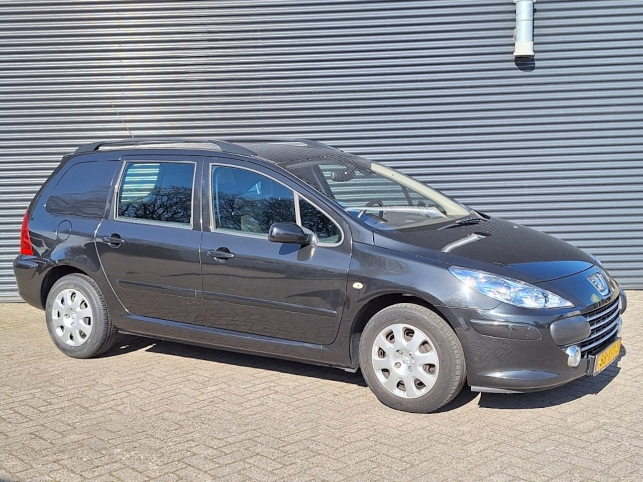 Peugeot 307 - Commercial 1.6 HDi - AutoWereld.nl