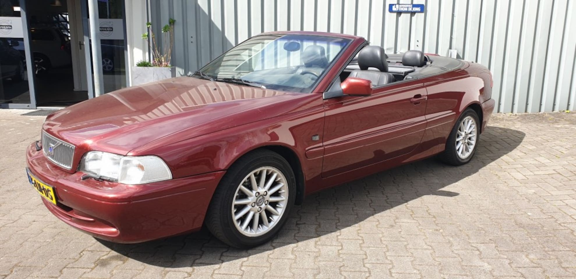 Volvo C70 - 2.0 T PRESTIGE - AutoWereld.nl