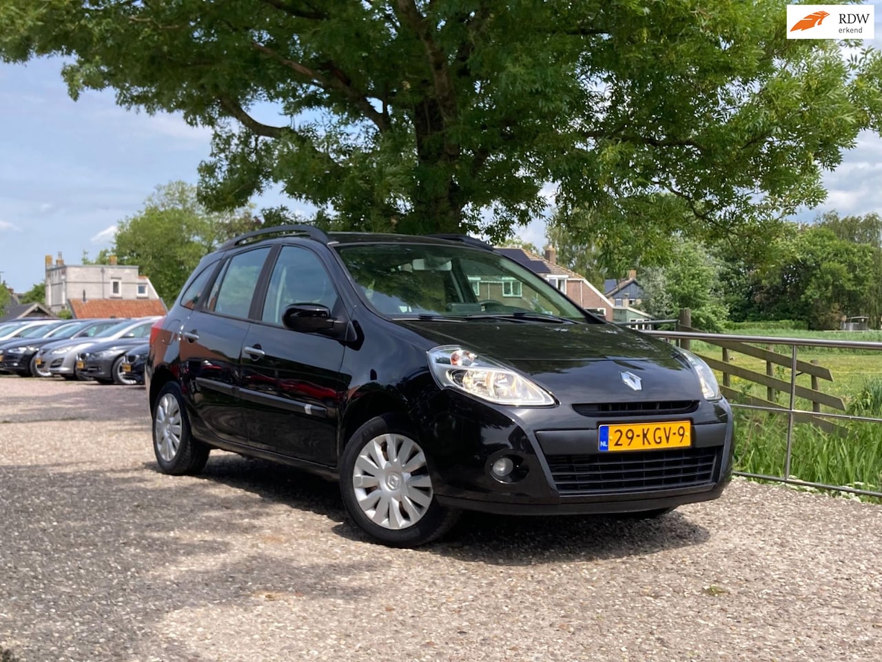 Renault Clio Estate - 1.2 TCE Sélection Business | Cruise + Navi Nu € 4.450,-!!! - AutoWereld.nl