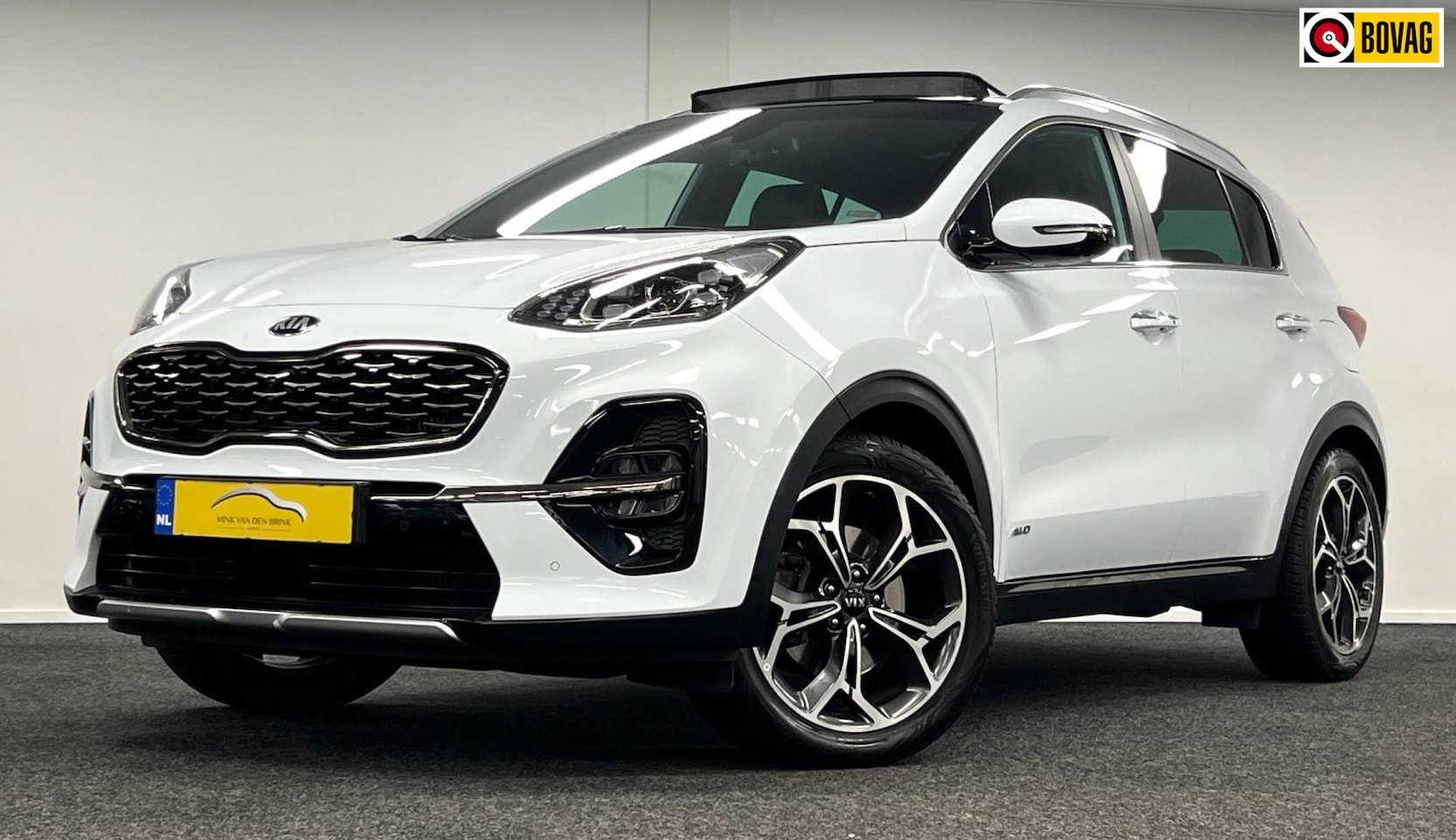 Kia Sportage - 1.6 T-GDI 4WD GT-Line PlusLine*Trekhaak*Panodak*Navi*Camera - AutoWereld.nl