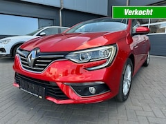 Renault Mégane - Megane 1.3 TCe Limited140PK Navi Camera Trekhaak