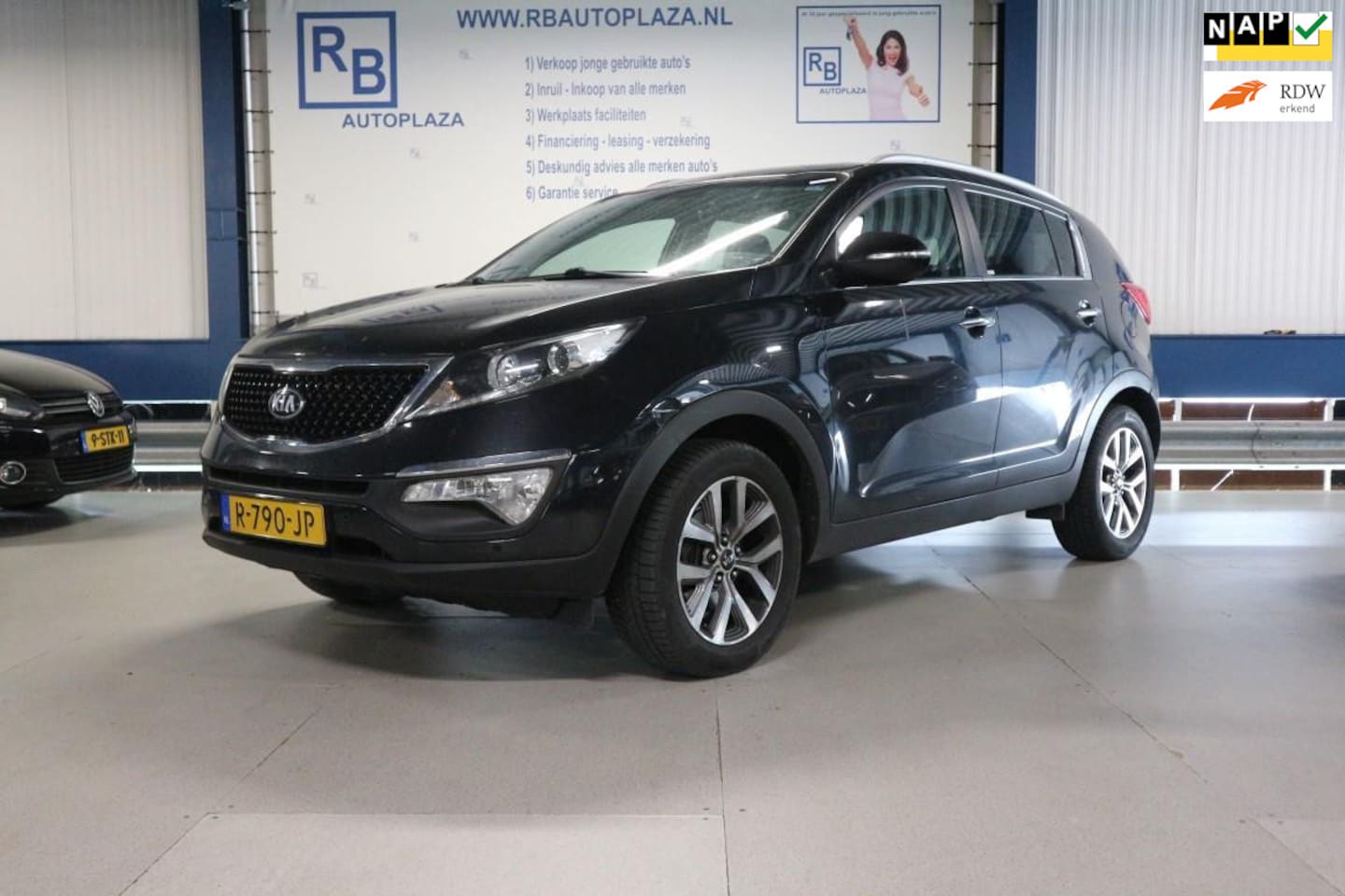 Kia Sportage - 1.7 CRDI ExecutiveLine / LEER - AutoWereld.nl