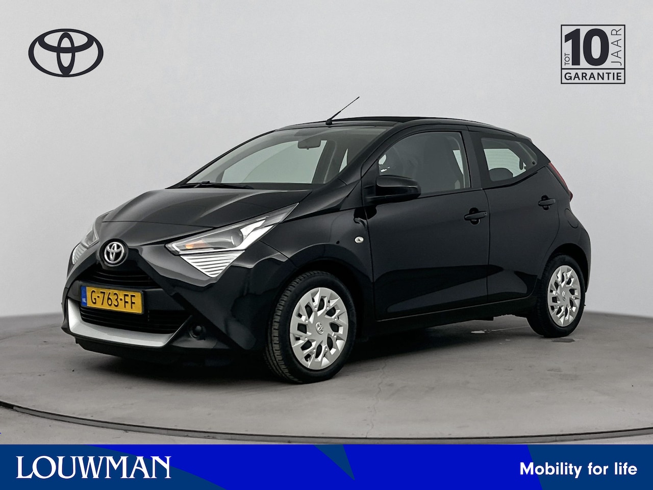 Toyota Aygo - 1.0 VVT-i x-play | Automaat | Carplay | Parkeercamera | - AutoWereld.nl