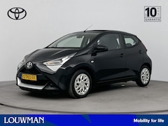Toyota Aygo - 1.0 VVT-i X-Play X-Shift Automaat | Carplay | Parkeercamera |