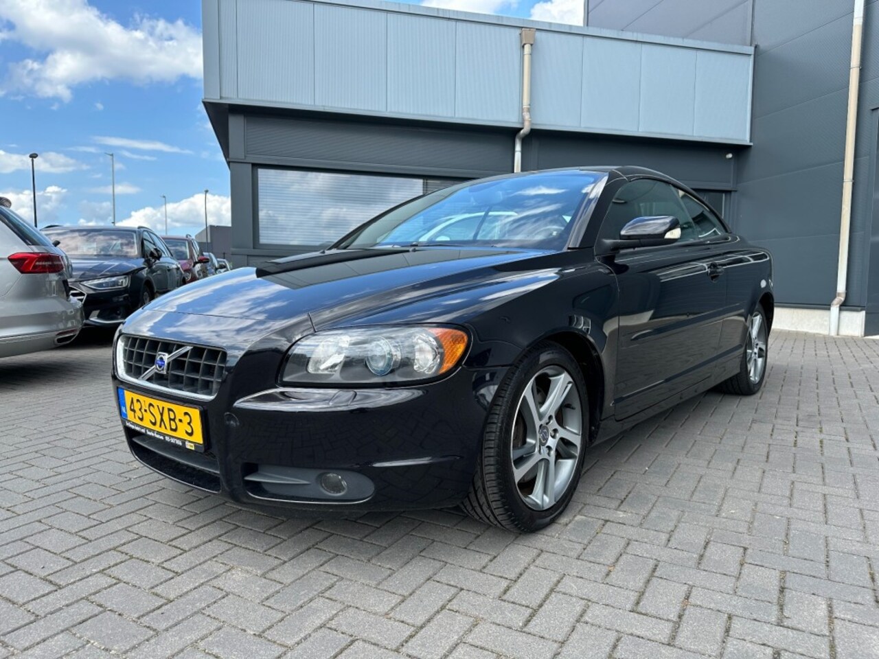 Volvo C70 Convertible - Convertible 2.5T5 Momentum Cabrio Automaat, navigatie, airco - AutoWereld.nl