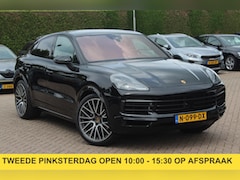 Porsche Cayenne Coupé - 3.0 / Trekhaak / Panoramadak / Camera / Luchtvering / 22'' / Bose / Stoelventilatie / Spor