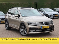 Volkswagen Tiguan - 1.4 TSI ACT Highline Bus. R-Line / Trekhaak / Panoramadak / 360Camera / 19'' / Virtual Coc