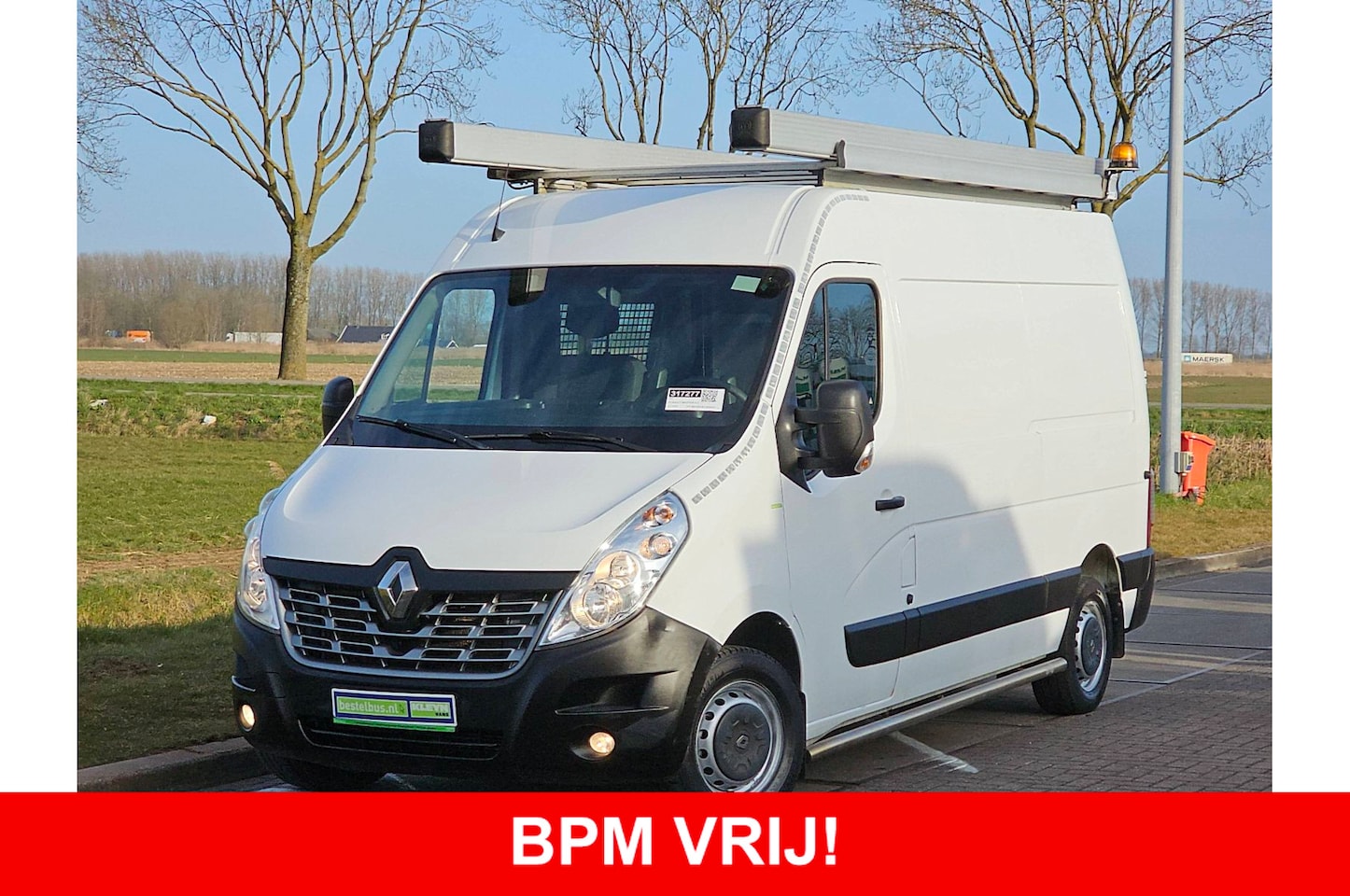 Renault Master - T35 2.3 dCi L2H2 Airco Euro6 NAP Imperiaal Trekhaak Sidebars Oh-Historie! - AutoWereld.nl
