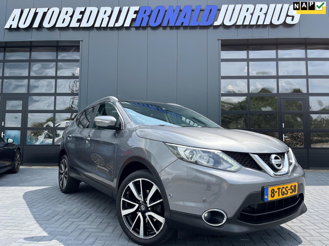 Nissan Qashqai - 1.2 Tekna NL.Auto/Panoramadak/Cruise/Climatronic/Navigatie/Camera/Goed Onderhouden - AutoWereld.nl