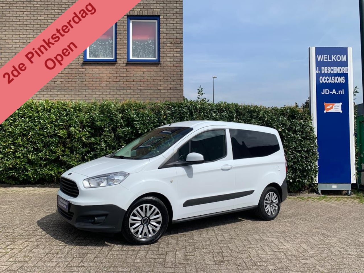 Ford Transit Courier - 1.0 Ambiente Airco, Elec.Pakket!!!! PINKSTERSHOW WOENSDAG 04-06 T/M MAANDAG 09-06!!!! - AutoWereld.nl