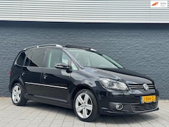 Volkswagen Touran - 1.4 TSI Highline DSG/PANO/XENON
