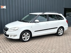 Skoda Fabia Combi - 1.2 TSI Family AUTOMAAT/KETTING VV/CLIMA/