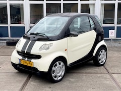 Smart Fortwo coupé - 0.7 pure 37 |Stuurbkr |Elek.ramen |Nieuwe APK
