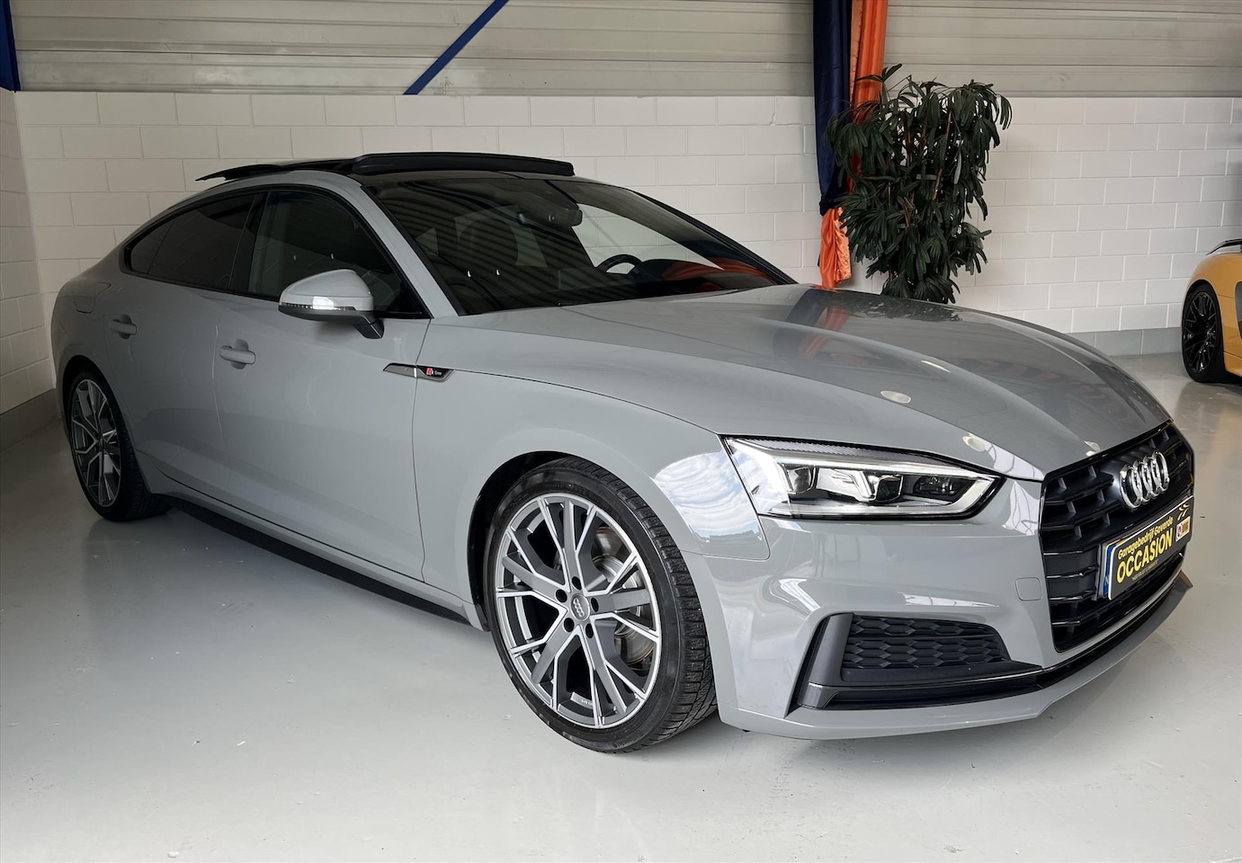 Audi A5 Sportback - 40TFSI 190pk AUT, S-line, Pano, Matrix Led - AutoWereld.nl