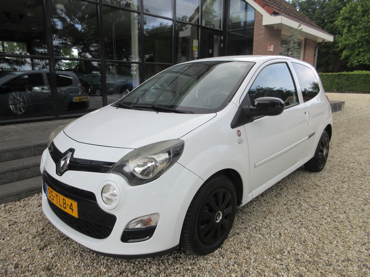 Renault Twingo - 1.2 16V AIRCO - AutoWereld.nl
