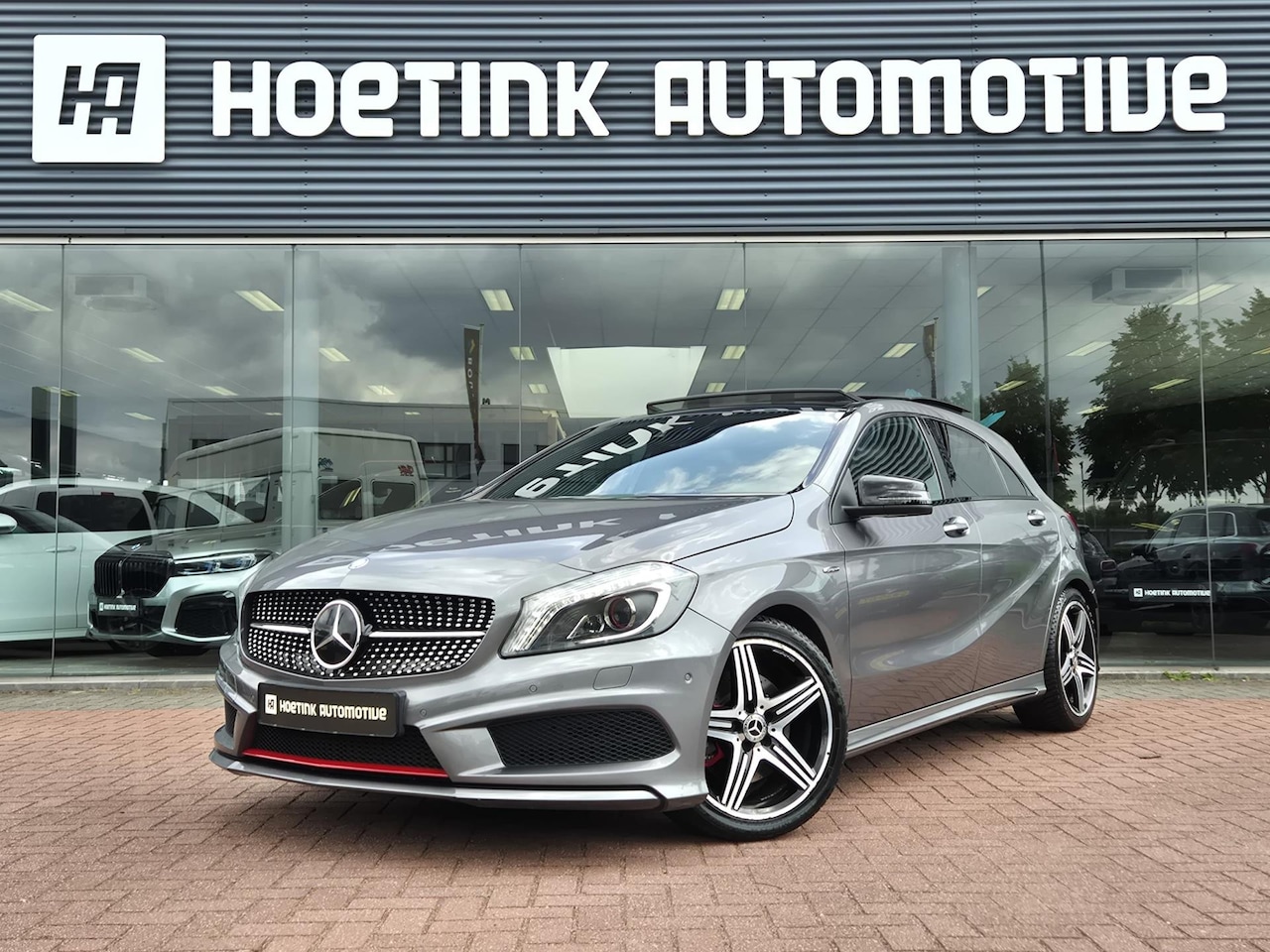 Mercedes-Benz A-klasse - 250 Sport Ambition | Pano | Camera | Night - AutoWereld.nl