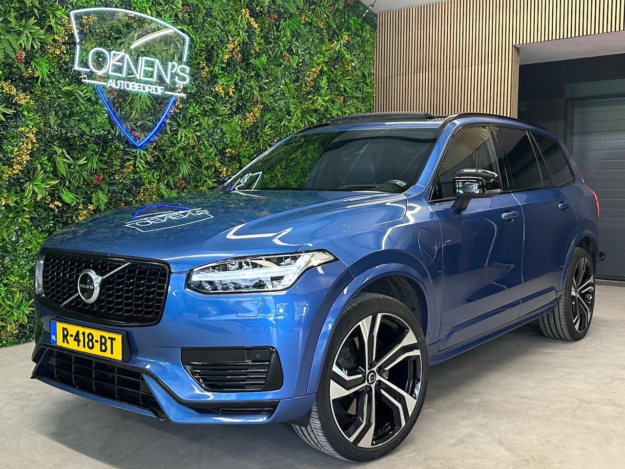 Volvo XC90 - 2.0 T8 Twin Engine AWD Inscription Intro Edition / Pano / HUD / H&K / 360 Cam - AutoWereld.nl