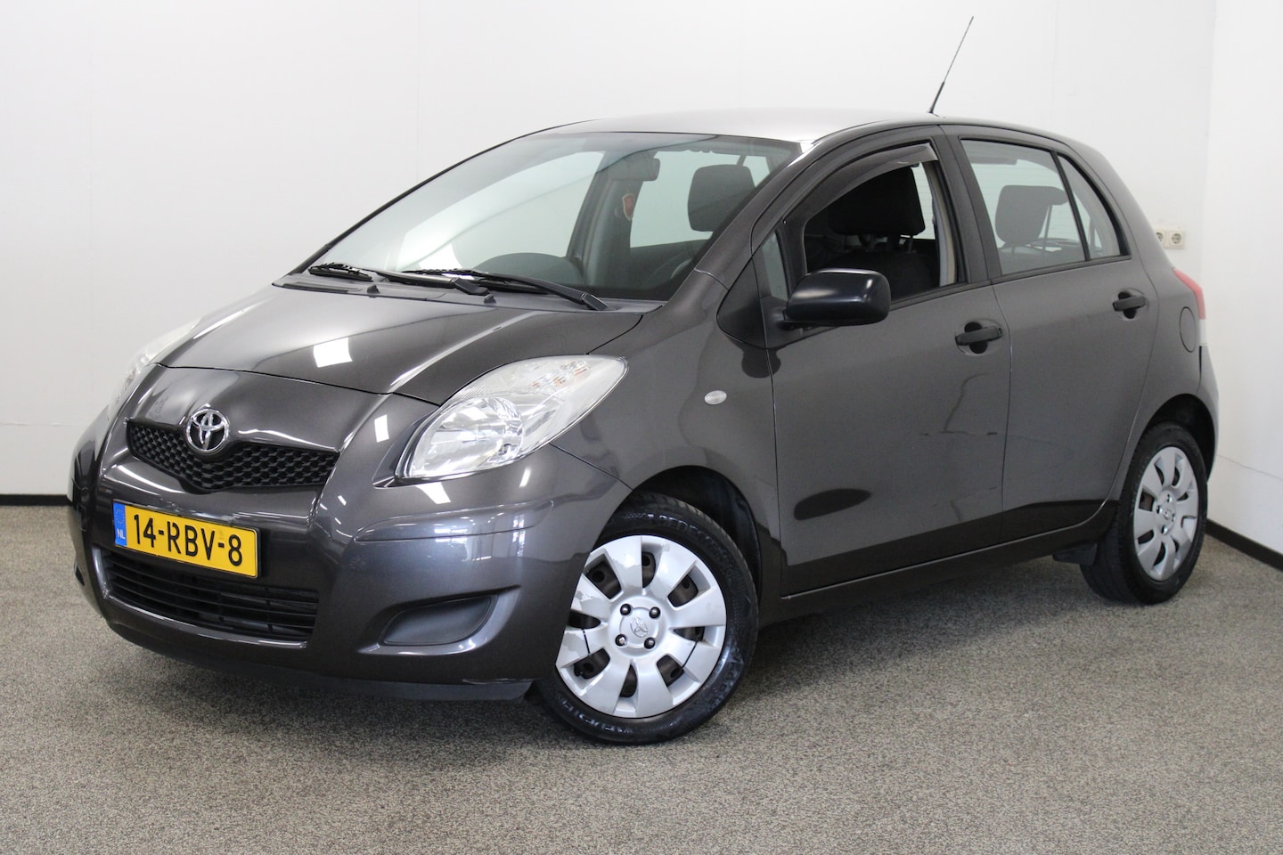 Toyota Yaris - 1.3 VVT-i Comfort 1.3 VVTi Comfort - AutoWereld.nl