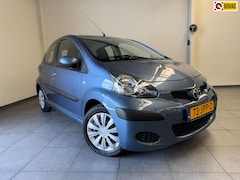 Toyota Aygo - 1.0-12V Comfort 5 deurs Automaat
