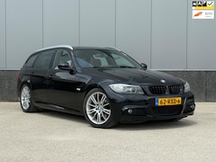 BMW 3-serie Touring - 320d M Sport Edition Panorama