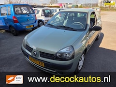 Renault Clio - 1.2 Authentique/TREKHAAK