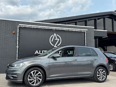Volkswagen Golf - 7.5 *1.0 TSI* Trendline | PANO | GROOT MULTIMEDIA SYSTEEM |
