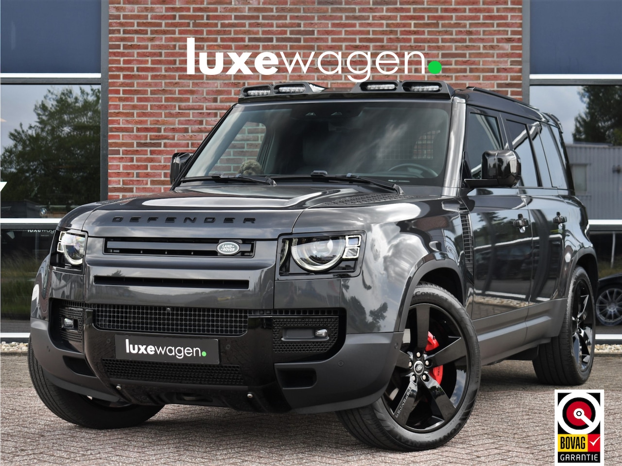 Land Rover Defender 110 - D300 SE 22inch Trekh HUD 360 Stoelvent 4xLED - AutoWereld.nl