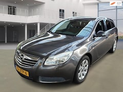 Opel Insignia Sports Tourer - 1.6 T Edition NAVI PSENSOR CRUISE TREKHAAK 2 X SLEUTELS