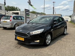 Ford Focus - 1.0 Ambiente FACELIFT | VOLL OPTIONS | ZELF INPARKEREN | STUURVERW