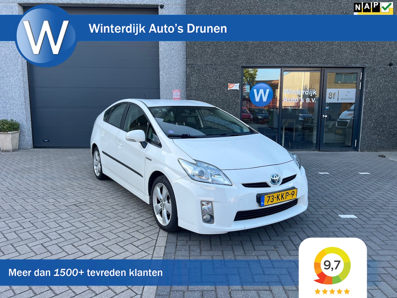 Toyota Prius - 1.8 Comfort Hybride, Airco, Cruise, Headup Display, Navigatie, Parkeersensoren, Keyless - AutoWereld.nl