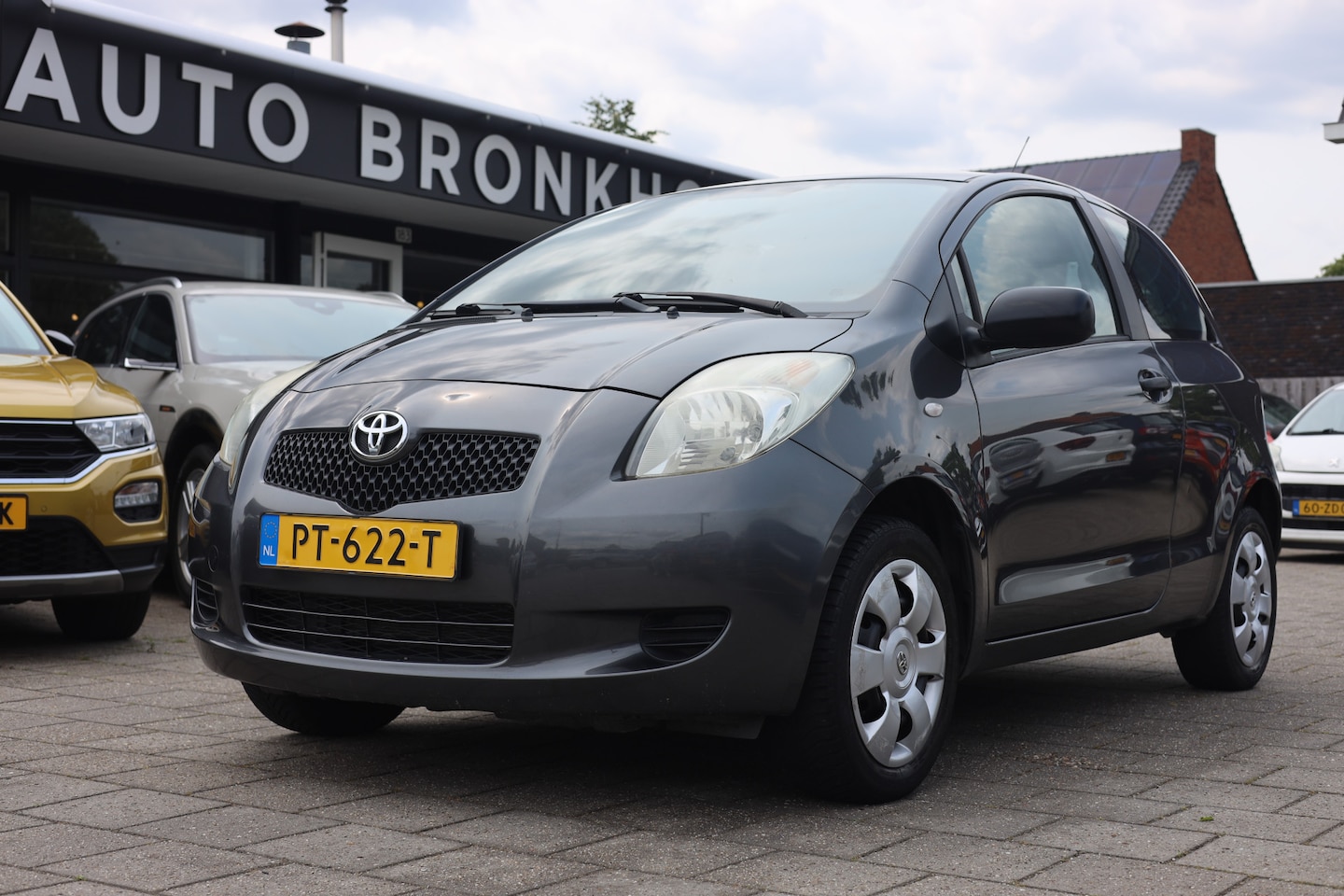 Toyota Yaris - 1.0 VVTi AIRCO | EL PAKKET | PDC - AutoWereld.nl
