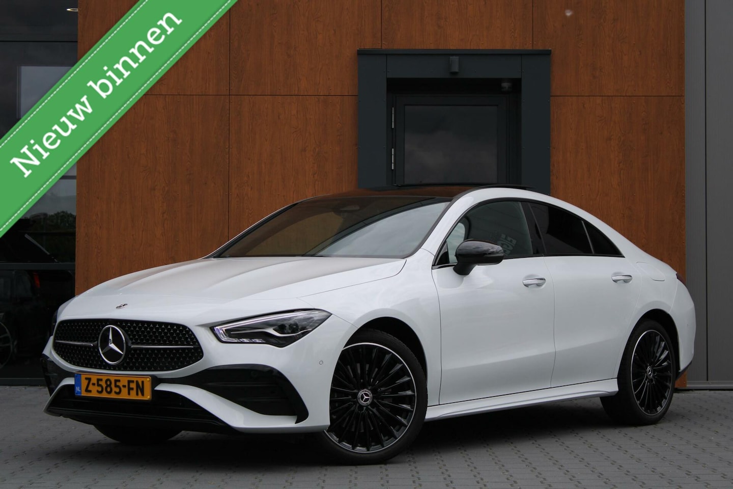 Mercedes-Benz CLA-Klasse - 250e AMG-line | Pano | Org. NL | Metallic - AutoWereld.nl